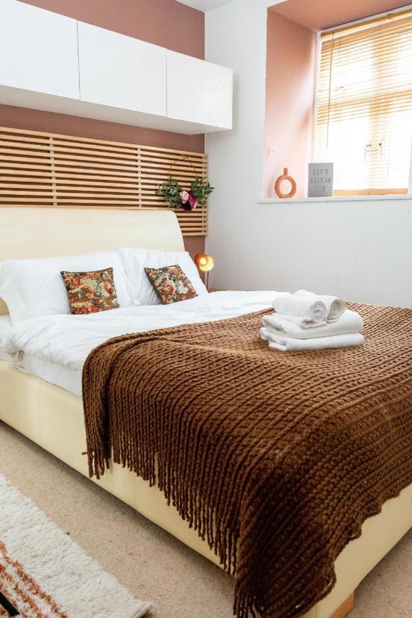 Modern & Spacious Flat In The Centre Of Bristol! Экстерьер фото