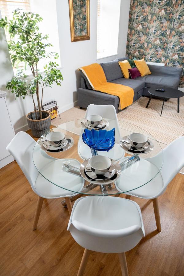 Modern & Spacious Flat In The Centre Of Bristol! Экстерьер фото